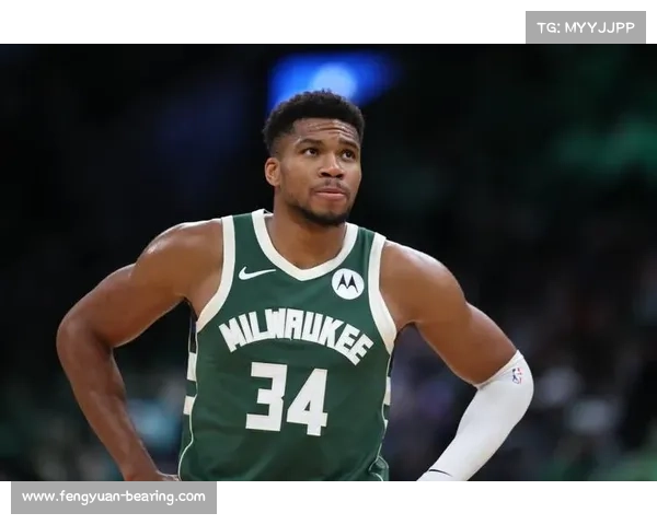 NBA常规赛,雄鹿125-119活塞, 字母哥全场砍下32分、14个篮板 NBA常规赛,雄鹿125-119活塞, 字母哥全场砍下32分、14个篮板