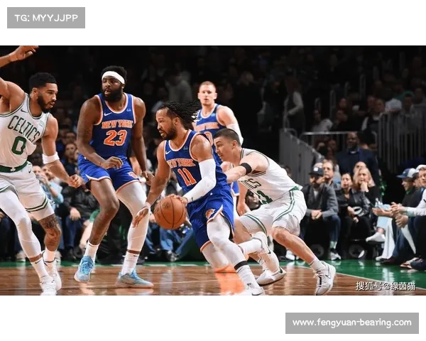 NBA揭幕战:凯尔特人主场23分大胜尼克斯,29个三分平记录! NBA揭幕战:凯尔特人主场23分大胜尼克斯,29个三分平记录!